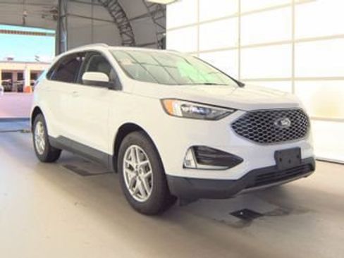 Used 2023 Ford Edge SEL w/ Convenience Package AWD/4WD image 4