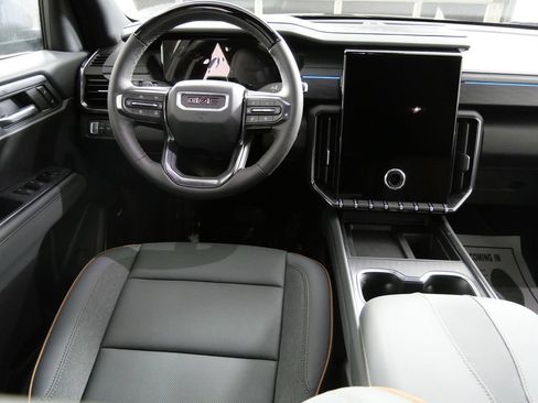 New 2026 GMC Acadia AT4 w/ Super Cruise Package AWD/4WD image 17