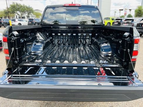 New 2026 Nissan Frontier SV image 7