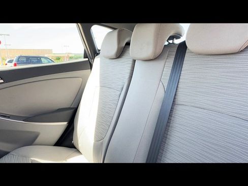 Used 2015 Hyundai Accent GS FWD image 11