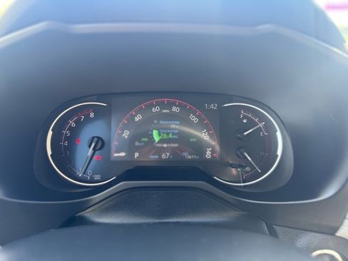 Used 2023 Toyota RAV4 XLE image 13