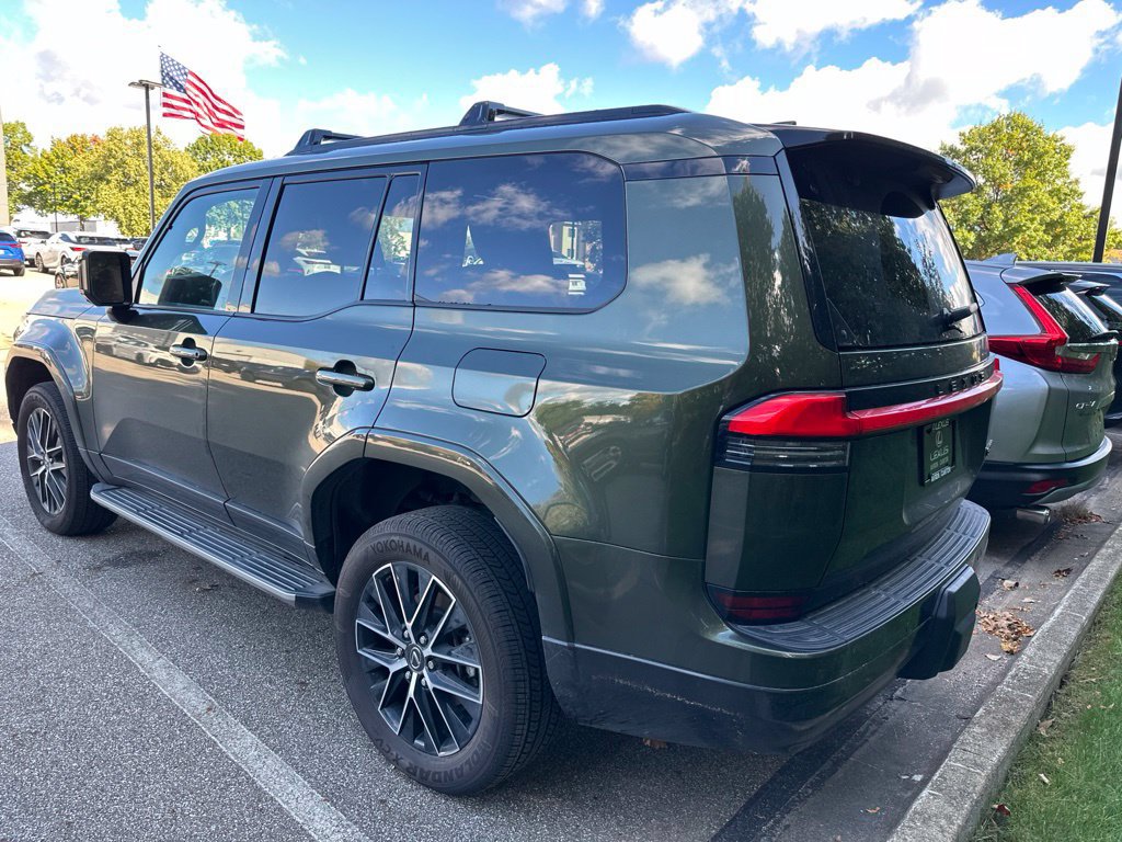 Used 2024 Lexus GX 550 w/ Accessory Package (2T) AWD/4WD image 8