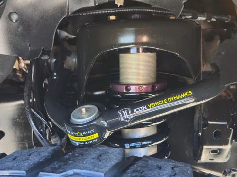 Used 2012 Ford F150 Platinum image 12