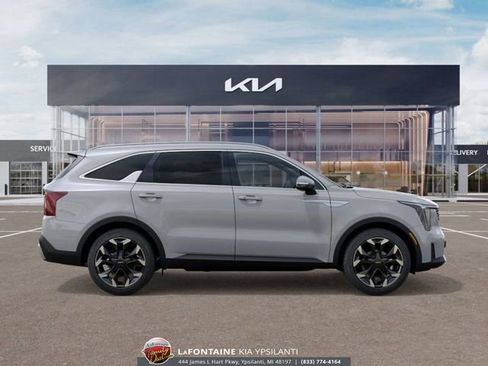 New 2025 Kia Sorento EX w/ Panoramic Sunroof Package AWD/4WD image 7