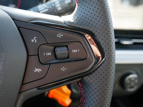 New 2026 Chevrolet Trax RS w/ Sunroof Package image 24