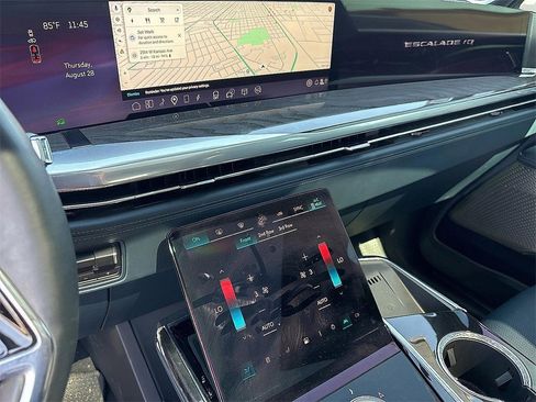 New 2025 Cadillac Escalade IQ Sport 2 image 15