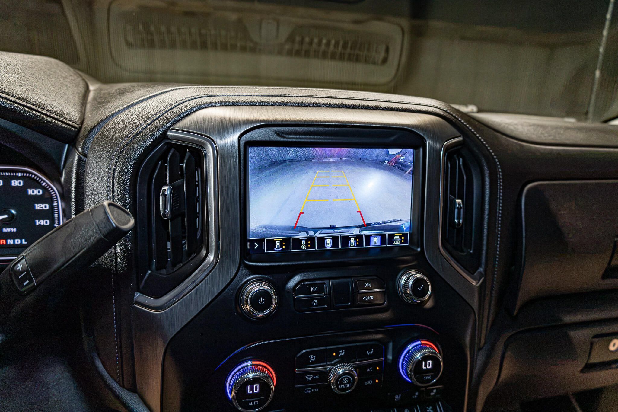Used 2022 GMC Sierra 3500 Denali w/ Denali Ultimate Package AWD/4WD image 19