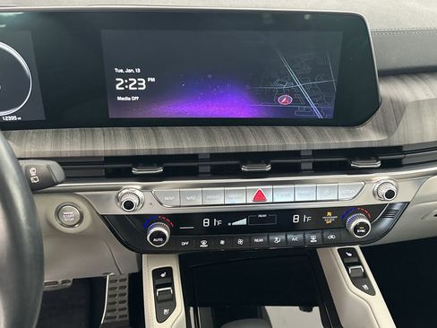 Used 2023 Kia Telluride SX image 24