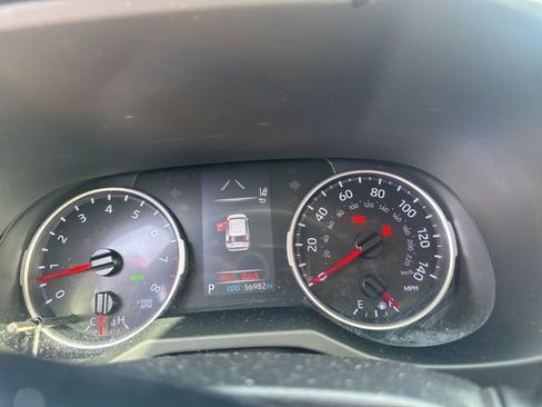 Used 2019 Toyota RAV4 LE w/ Carpet Mat Package image 6