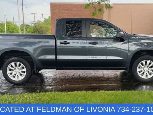 Certified 2020 Chevrolet Silverado 1500 Custom w/ Custom Value Package AWD/4WD image 9