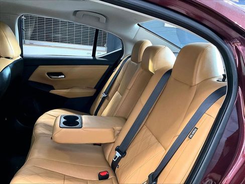 Used 2020 Nissan Sentra SV w/ SV Premium Package image 24