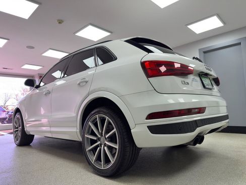 Used 2017 Audi Q3 2.0T Prestige w/ Prestige Package AWD/4WD image 5