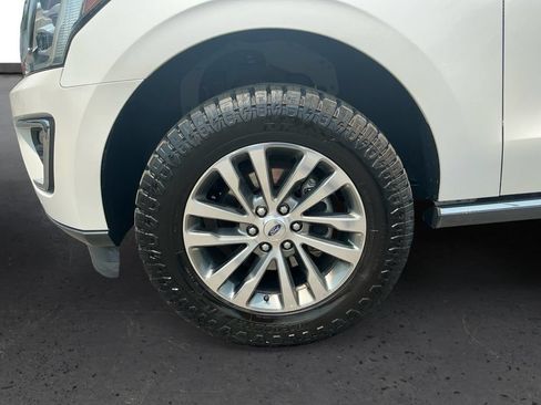Certified 2018 Ford Expedition Limited w/ Equipment Group 301A AWD/4WD image 13