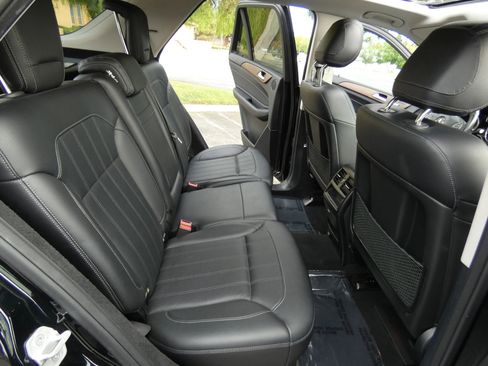 Used 2016 Mercedes-Benz GLE 350 w/ Premium Package image 36