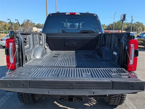 Used 2023 Ford F250 Platinum image 13