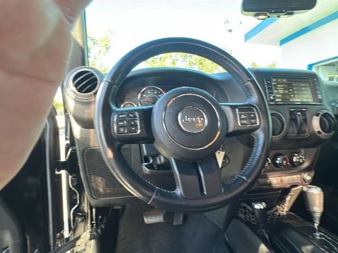 Used 2015 Jeep Wrangler Sport AWD/4WD image 37