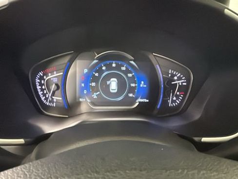 Used 2020 Hyundai Santa Fe SEL FWD image 15