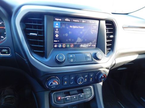 Used 2022 GMC Acadia AT4 w/ Technology Package image 10