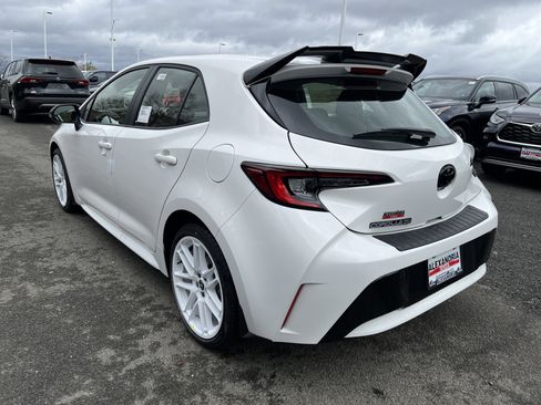 New 2026 Toyota Corolla SE image 6