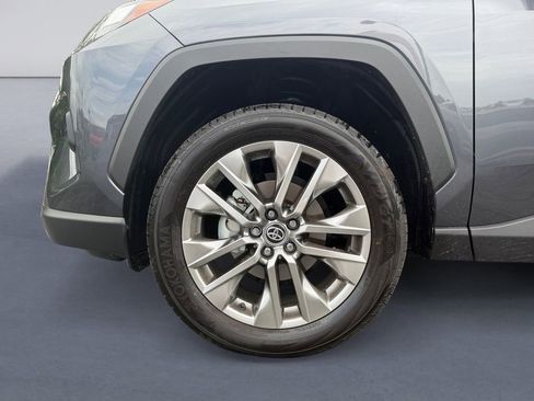 Used 2025 Toyota RAV4 XLE Premium w/ Weather Package AWD/4WD image 9