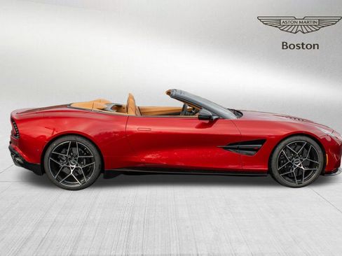 New 2026 Aston Martin Vanquish Convertible image 10