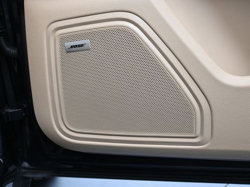 New 2026 Porsche Macan image 29