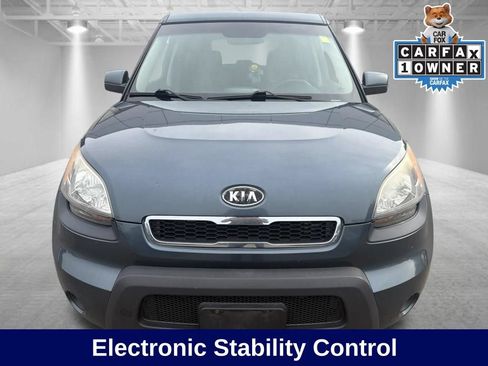 Used 2011 Kia Soul + w/ Audio Pkg FWD image 9