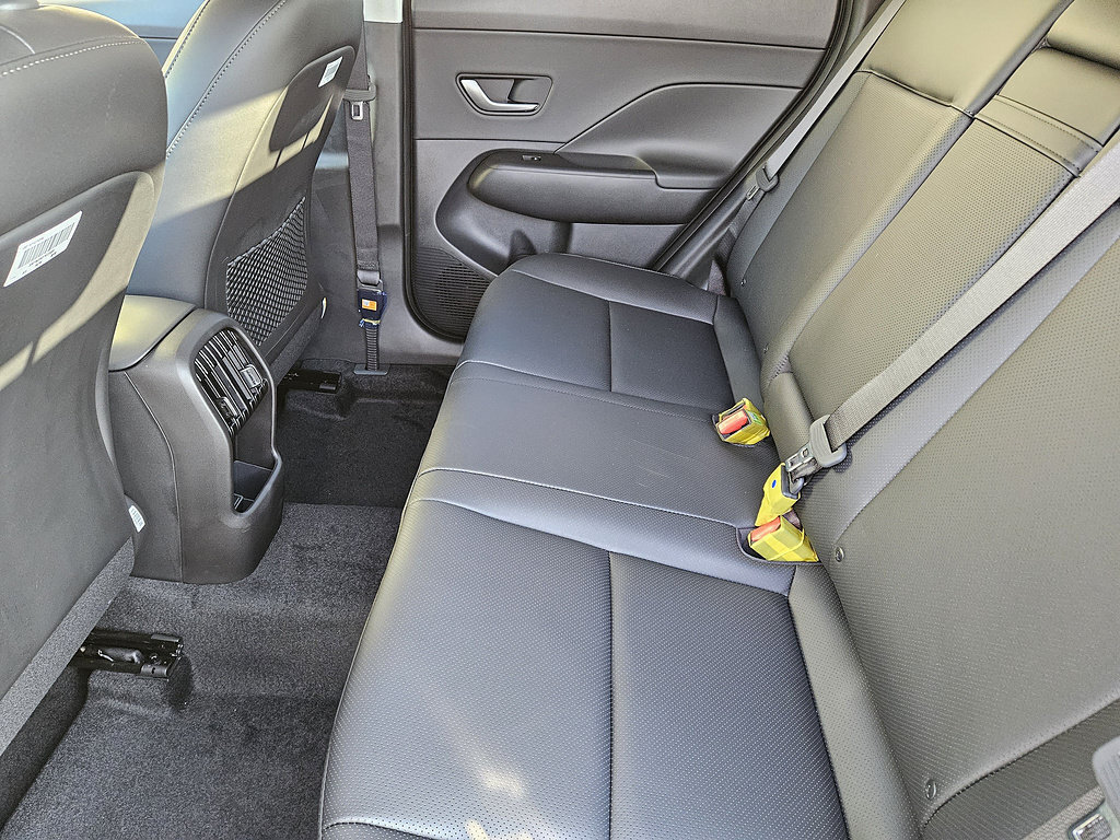 New 2026 Hyundai Kona Limited FWD image 30