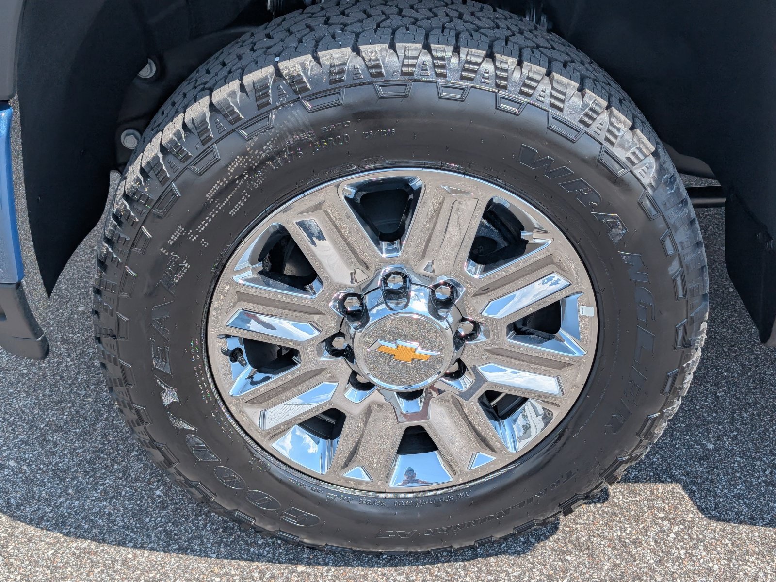 New 2026 Chevrolet Silverado 2500 High Country w/ Technology Package AWD/4WD image 13