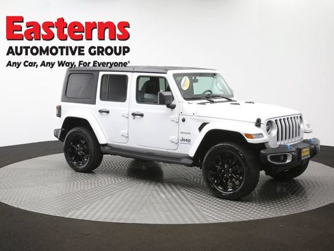 Used 2023 Jeep Wrangler Unlimited Sahara w/ Dual Top Group AWD/4WD image 50