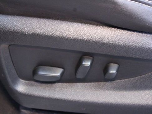 Used 2020 GMC Yukon Denali image 22