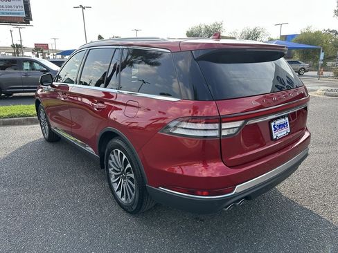 Used 2020 Lincoln Aviator Reserve w/ Elements Package Plus image 4