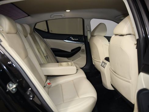 Used 2019 Nissan Maxima 3.5 SV w/ Floor Mat Group image 13