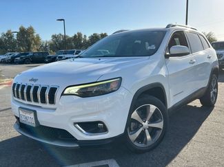 Used 2019 Jeep Cherokee Limited FWD video 1
