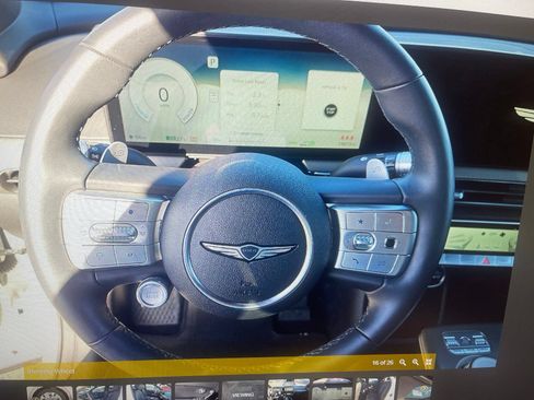 Certified 2025 Genesis GV60 RWD image 12