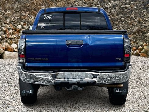 Used 2015 Toyota Tacoma 4x4 Double Cab image 4