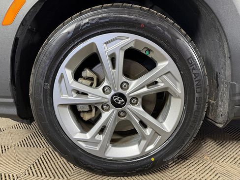 Used 2023 Hyundai Kona SEL AWD/4WD image 18