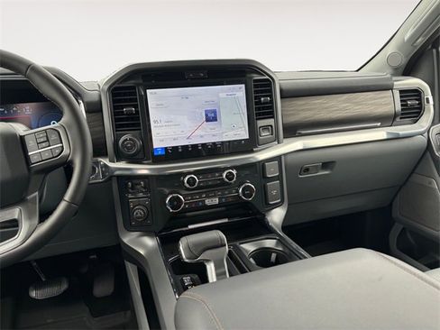 New 2025 Ford F150 Lariat w/ Equipment Group 501A Mid image 11