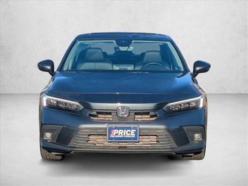 Used 2024 Honda Civic Touring image 2