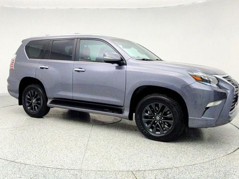 Used 2023 Lexus GX 460 Premium image 3