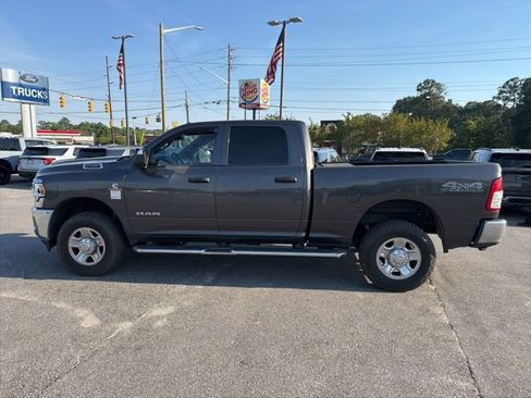 Used 2022 RAM 2500 Tradesman AWD/4WD image 4