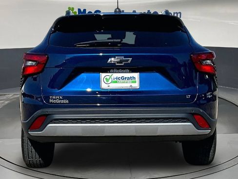 Used 2024 Chevrolet Trax LT w/ Driver Confidence Package FWD image 6