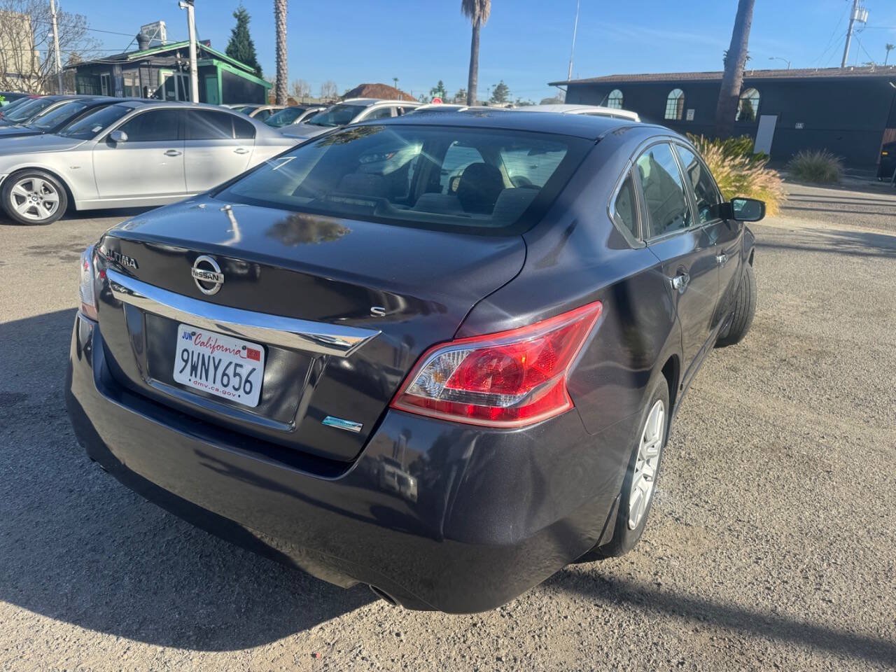 Used 2013 Nissan Altima 2.5 S FWD image 5