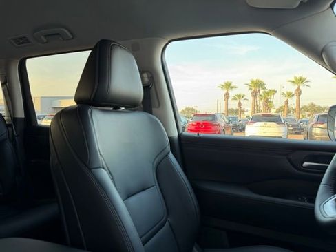 New 2026 Nissan Armada SV image 25