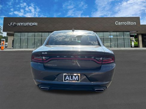 Used 2023 Dodge Charger SXT image 6
