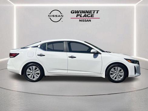 Used 2025 Nissan Sentra S FWD image 24