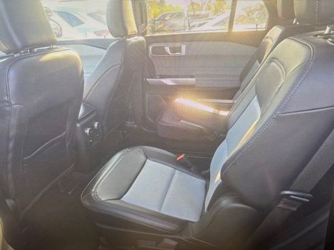 Certified 2023 Ford Explorer XLT w/ Equipment Group 202A AWD/4WD image 22