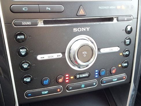 Used 2018 Ford Explorer Sport w/ Equipment Group 401A image 16