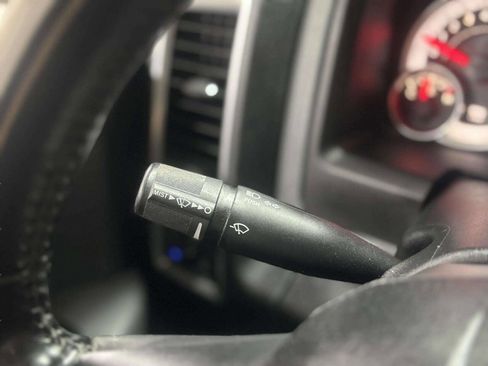 Used 2017 RAM 1500 Big Horn image 32