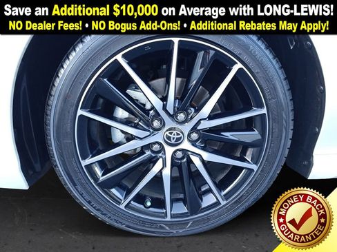 Used 2023 Toyota Camry SE image 13